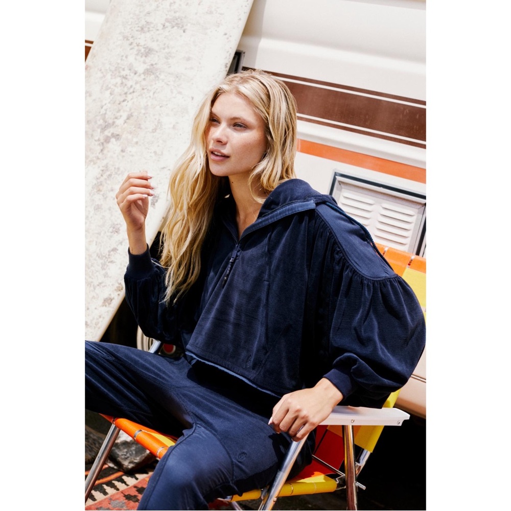 Free People FP Movement Let It Go Sweatshirt ⭐️